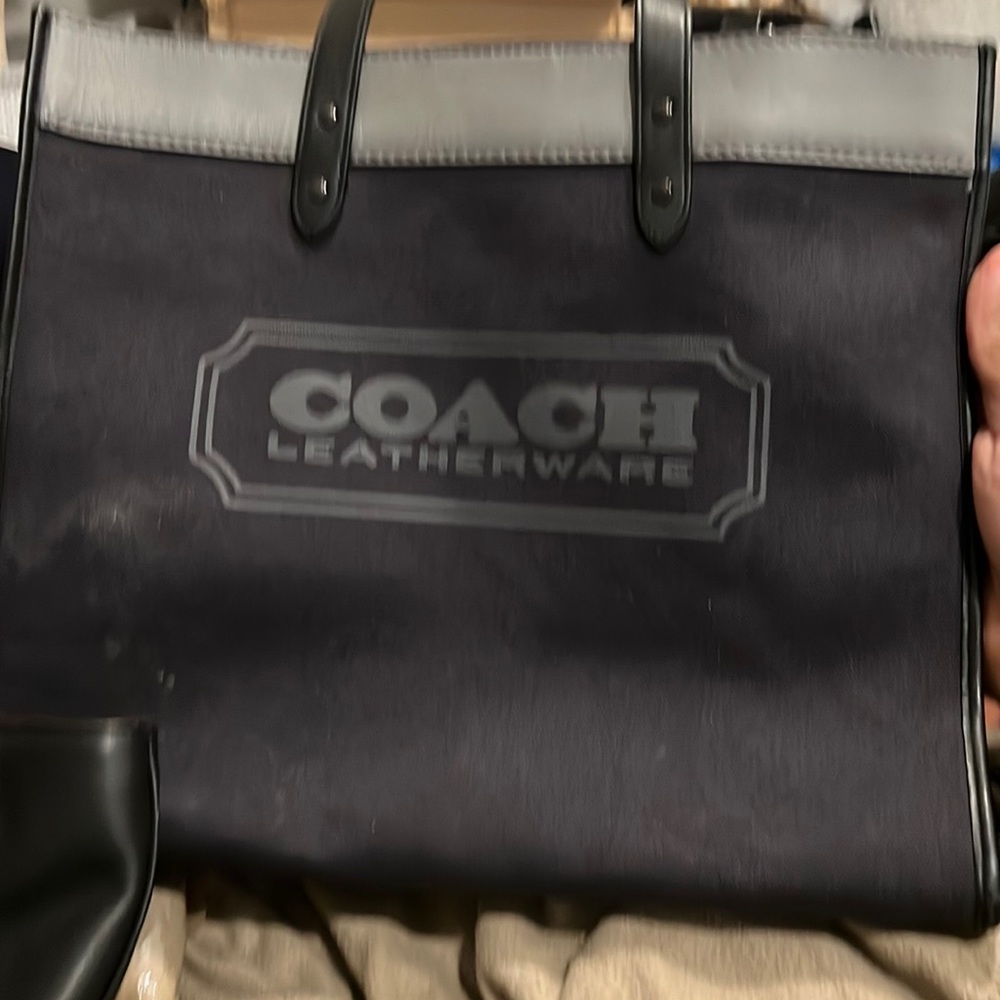 Coach 40 Field tote in Canvas